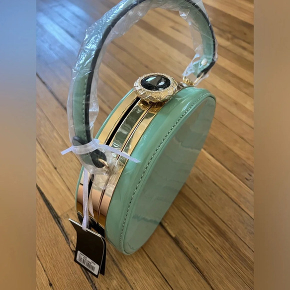 NWT La Terre Mint Green Crossbody Bag with detachable strap - Picture 5 of 9